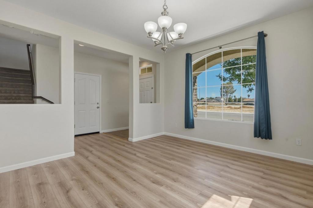13673 Santa Lucia Dr, Gustine, CA 95322