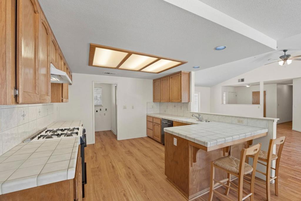 30159 Horseshoe Dr, Coarsegold, CA 93614