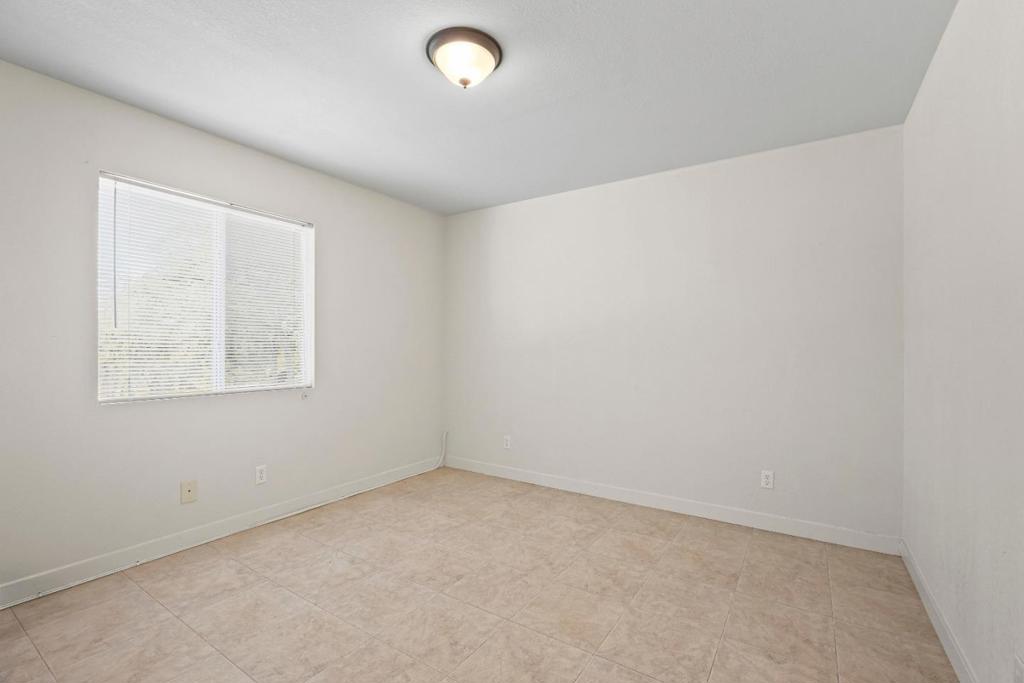 30159 Horseshoe Dr, Coarsegold, CA 93614