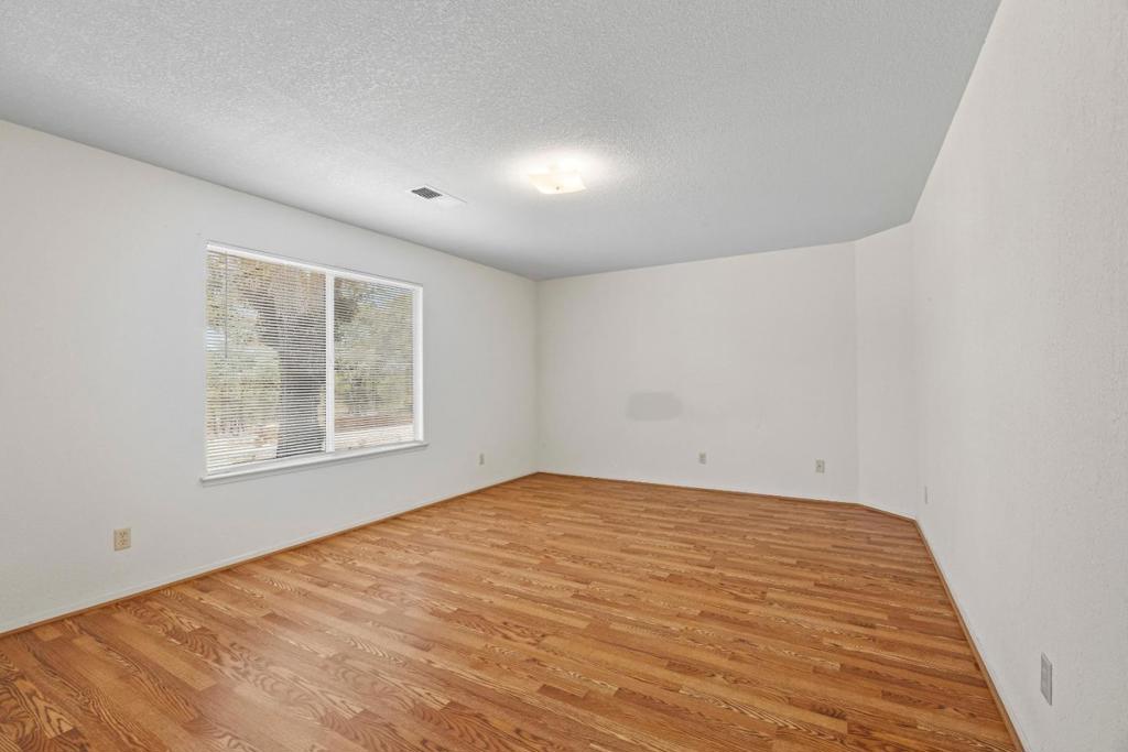 30159 Horseshoe Dr, Coarsegold, CA 93614