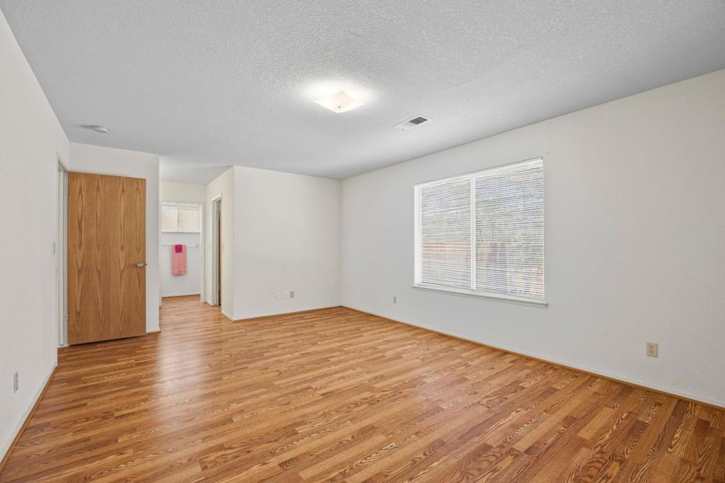 30159 Horseshoe Dr, Coarsegold, CA 93614