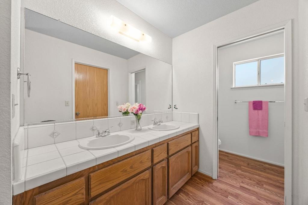 30159 Horseshoe Dr, Coarsegold, CA 93614