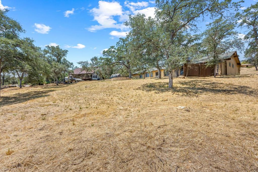 30159 Horseshoe Dr, Coarsegold, CA 93614