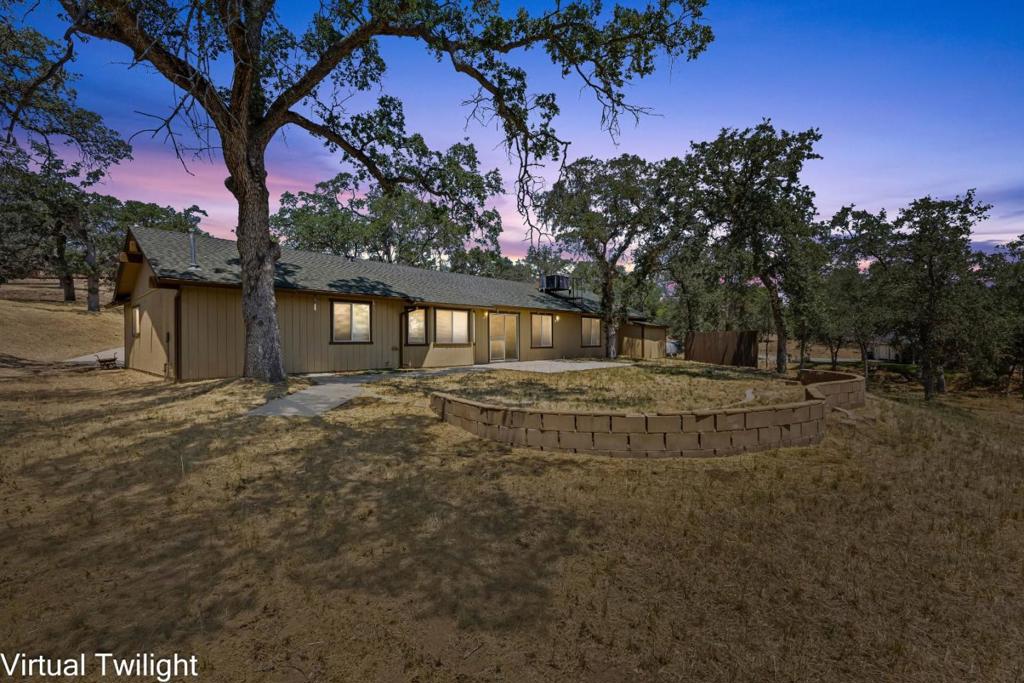 30159 Horseshoe Dr, Coarsegold, CA 93614