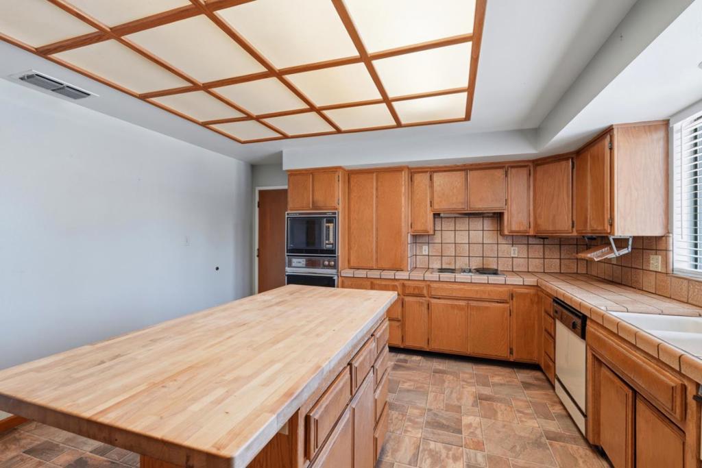 1240 Noda St, Turlock, CA 95380