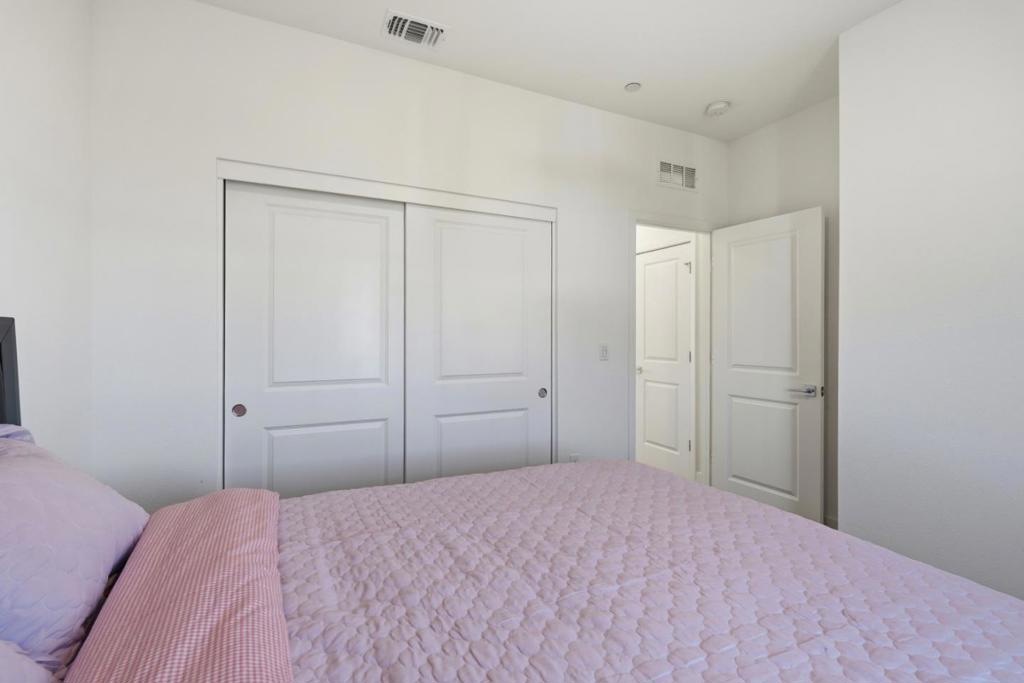 2116 Willa Grace Ave, Manteca, CA 95337