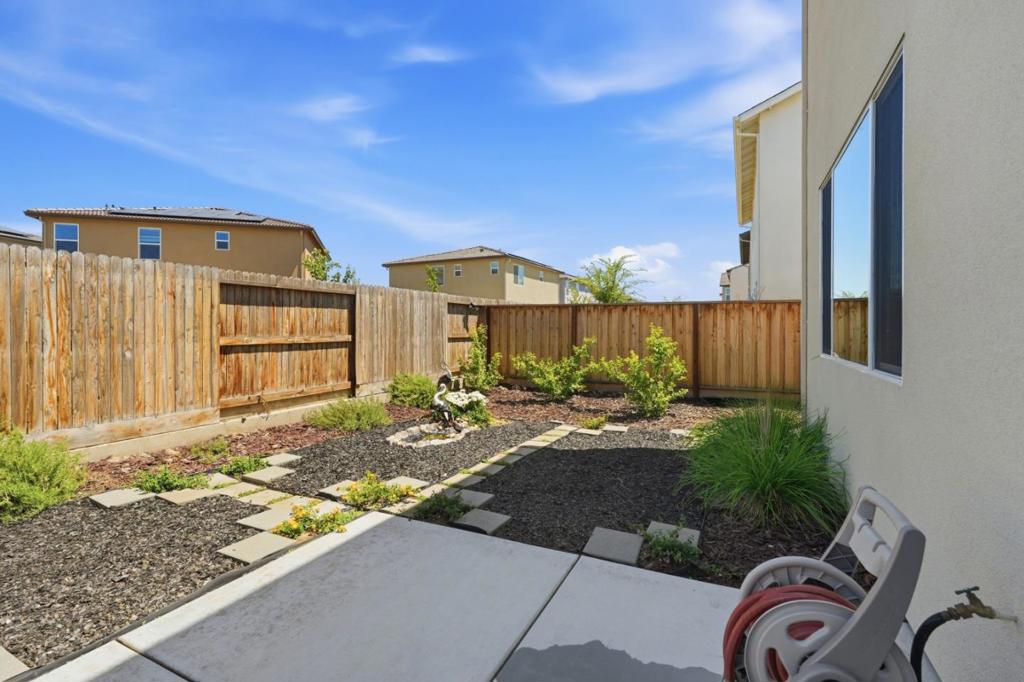 2116 Willa Grace Ave, Manteca, CA 95337