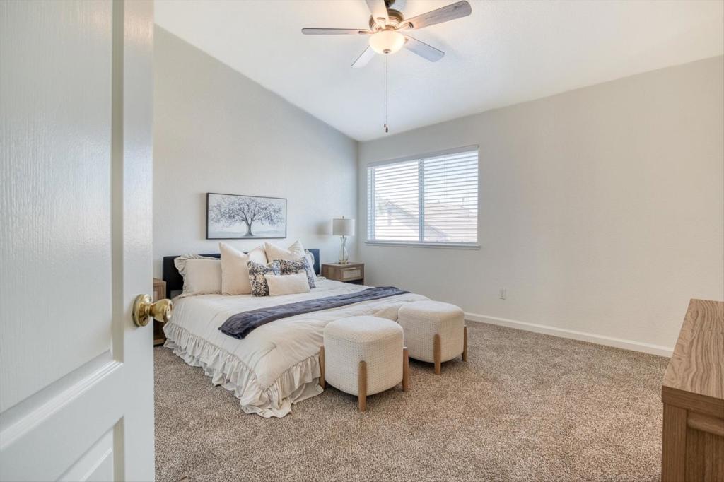 643 E Springer Dr, Turlock, CA 95382