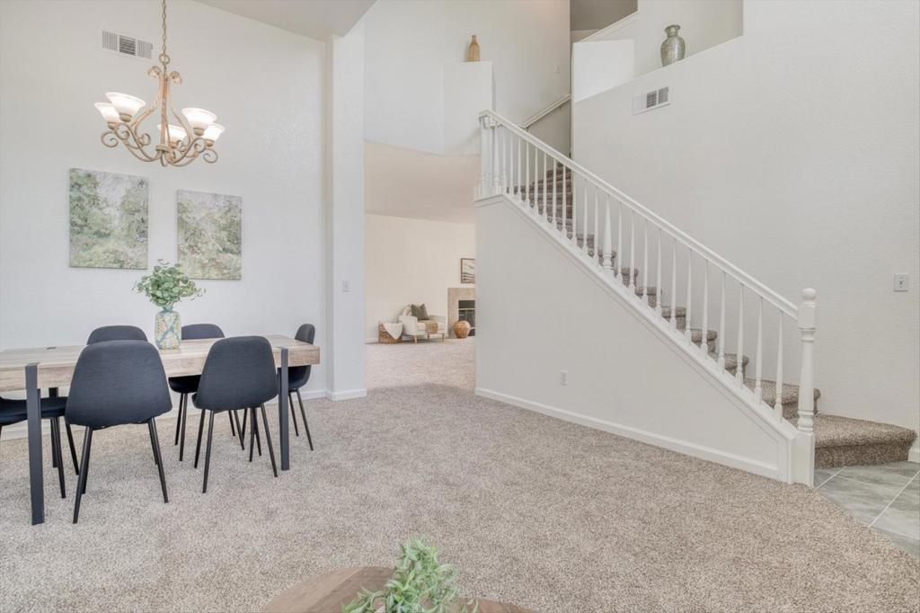 643 E Springer Dr, Turlock, CA 95382