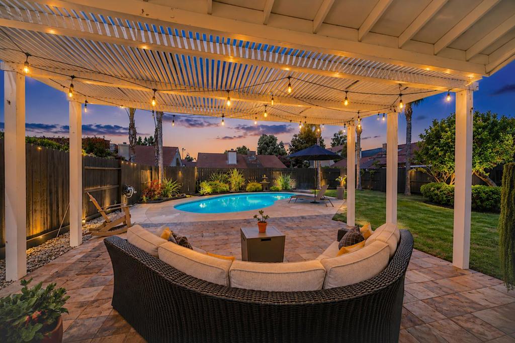 4073 Saint George Pl, Turlock, CA 95382