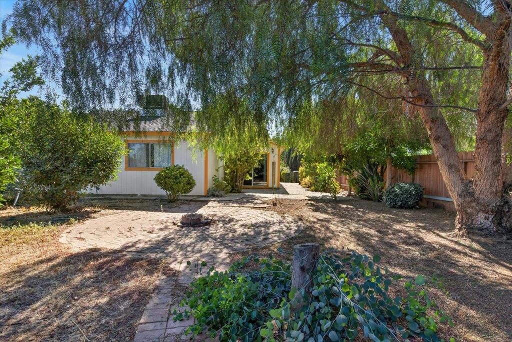 324 Barros St, Patterson, CA 95363