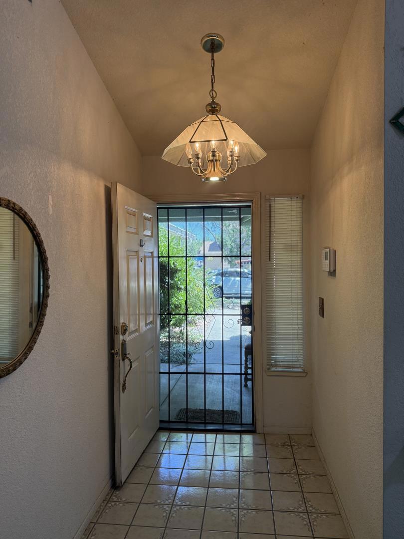1636 Cavern Way, Modesto, CA 95358