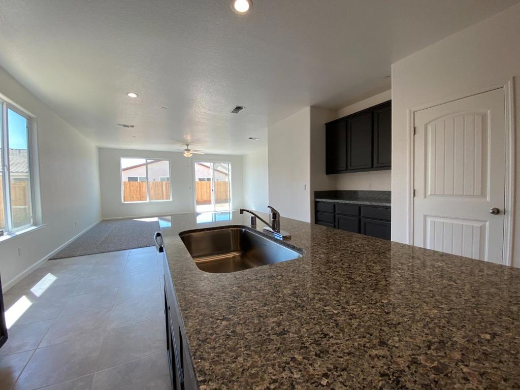 4449 Lacy Ln, Merced, CA 95348