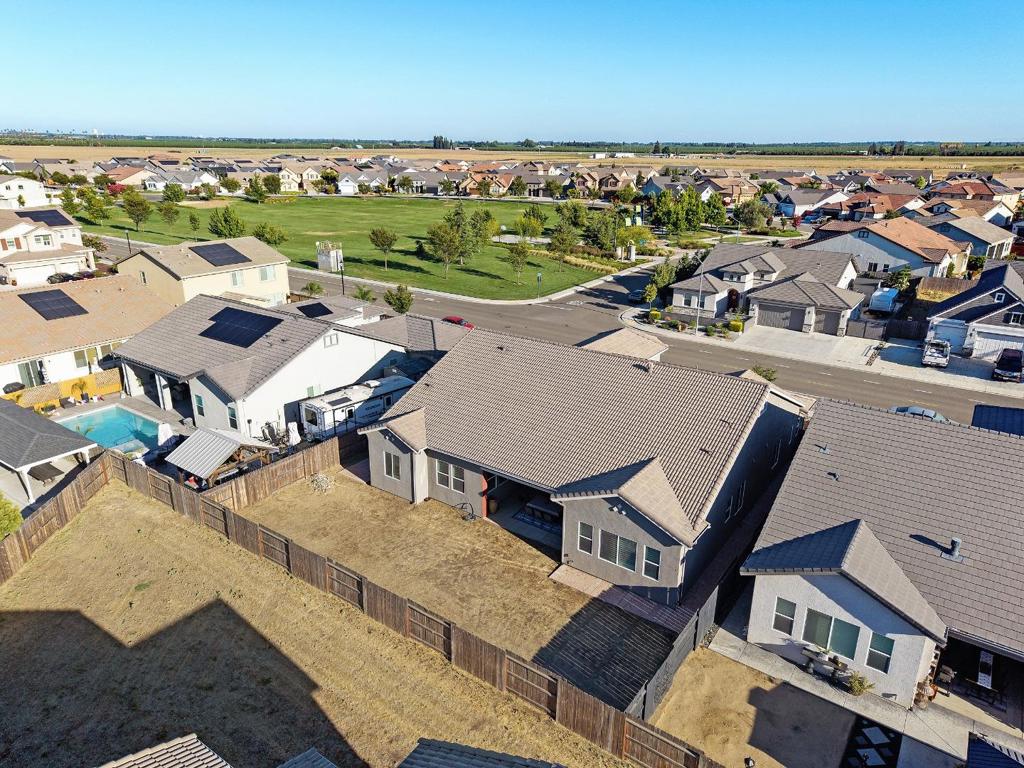 1367 Tannehill Dr, Manteca, CA 95337