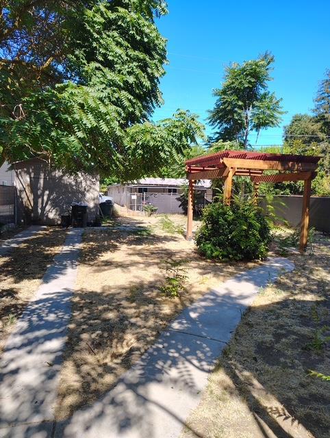 217 Semple St, Modesto, CA 95354