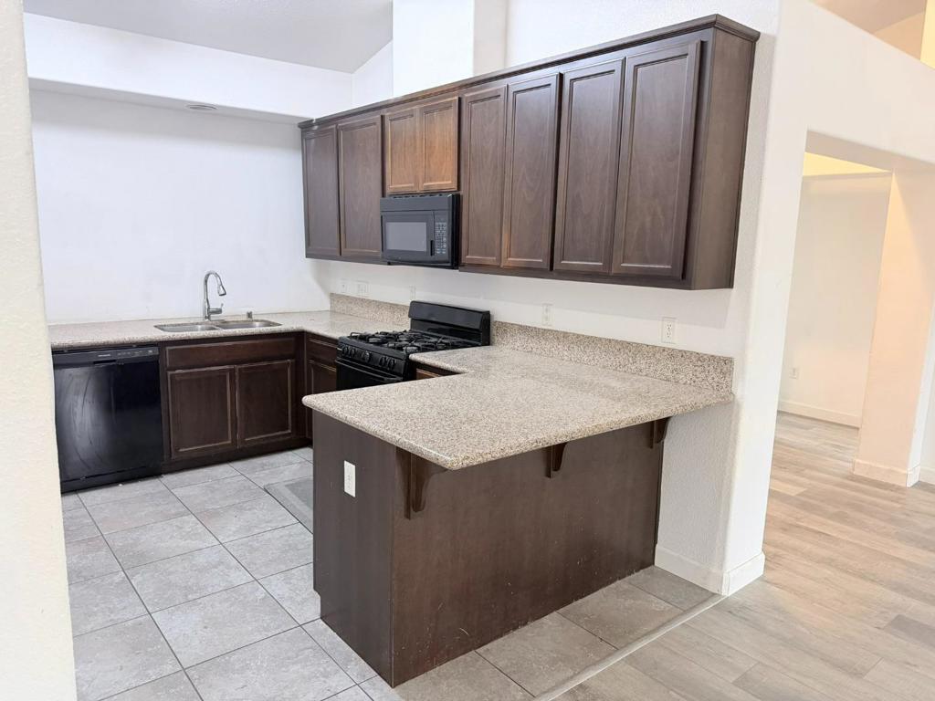 243 Sunburst St, Los Banos, CA 93635