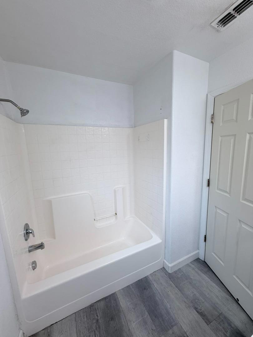 243 Sunburst St, Los Banos, CA 93635