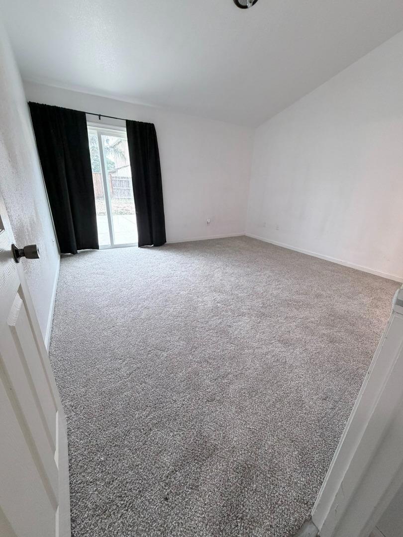 243 Sunburst St, Los Banos, CA 93635
