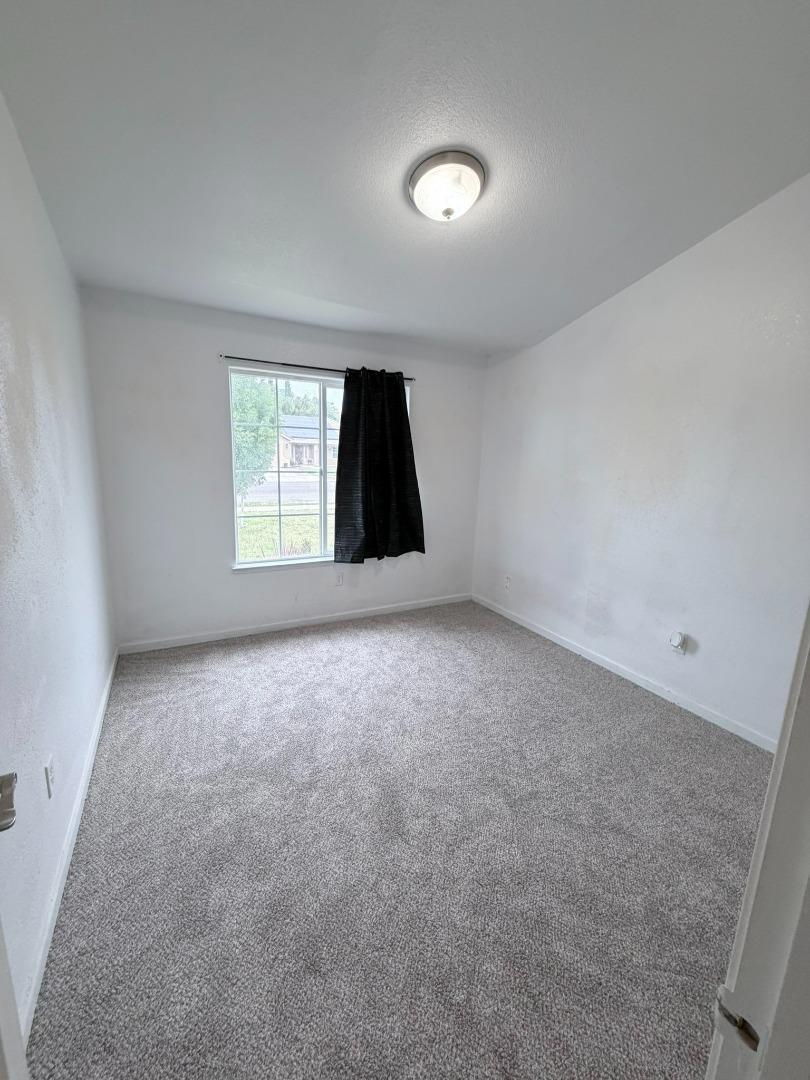 243 Sunburst St, Los Banos, CA 93635