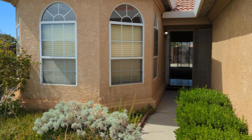 29202 Rio Verde Dr, Gustine, CA 95322