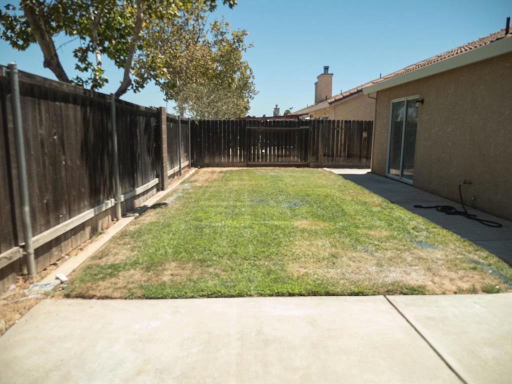 29202 Rio Verde Dr, Gustine, CA 95322