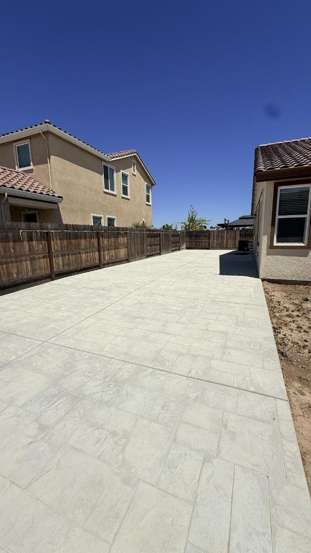 1964 Gus Villalta Dr, Los Banos, CA 93635