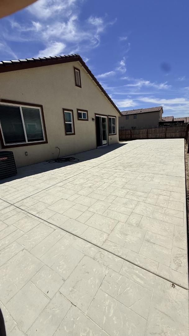 1964 Gus Villalta Dr, Los Banos, CA 93635