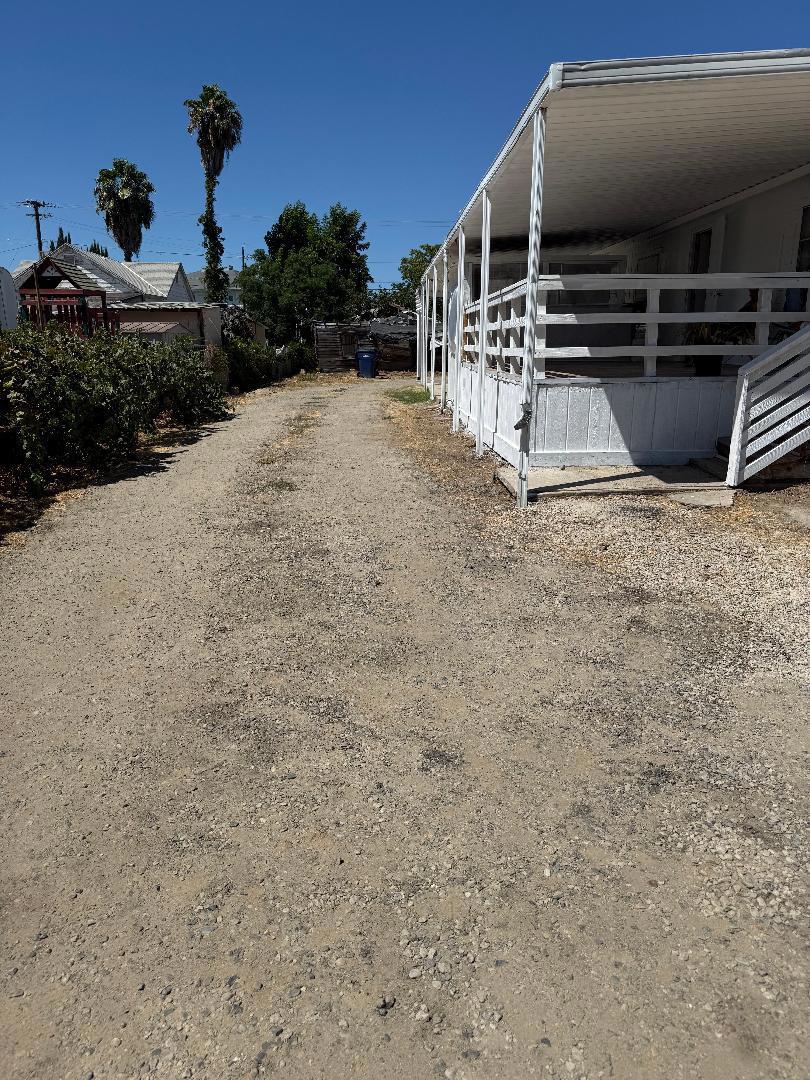 488 E Childs Ave, Merced, CA 95341