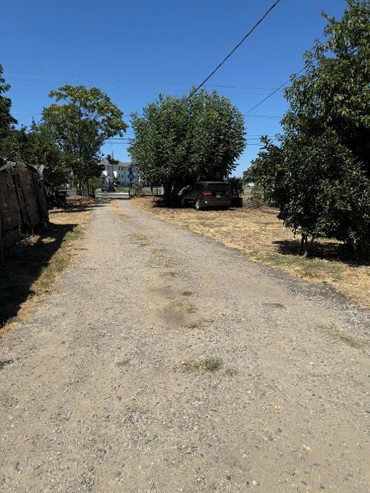 488 E Childs Ave, Merced, CA 95341
