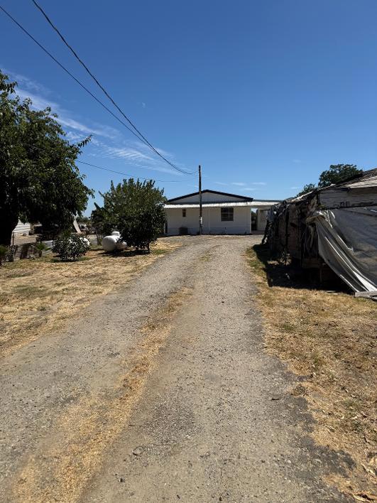 488 E Childs Ave, Merced, CA 95341