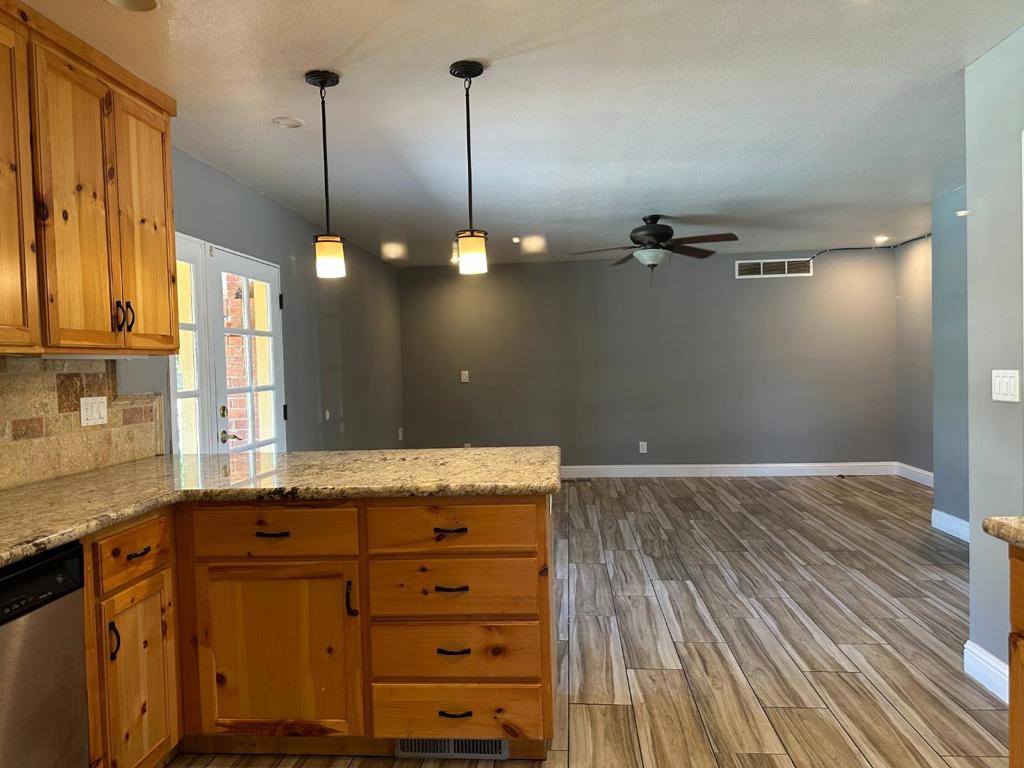 416 Krest St, Madera, CA 93637