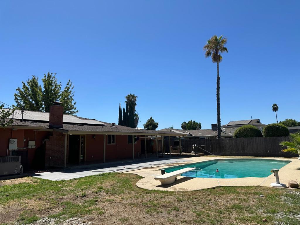 416 Krest St, Madera, CA 93637