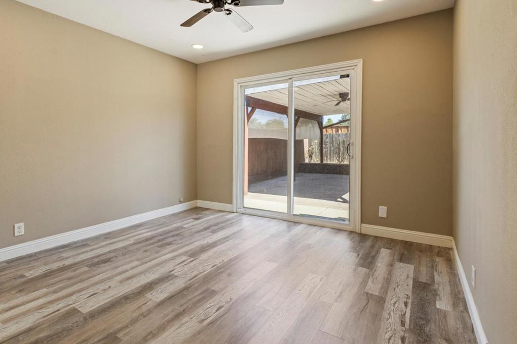 451 Diane Dr, Manteca, CA 95336