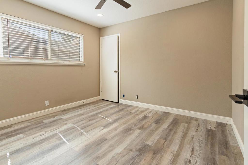 451 Diane Dr, Manteca, CA 95336