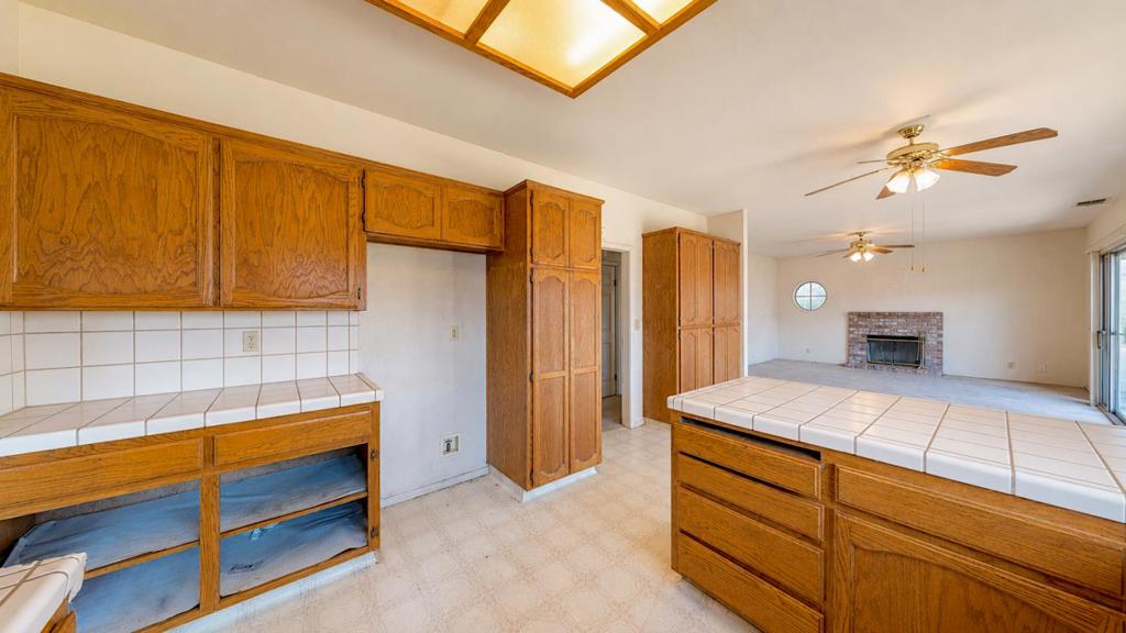 1961 Nikki Ann Way, Turlock, CA 95380