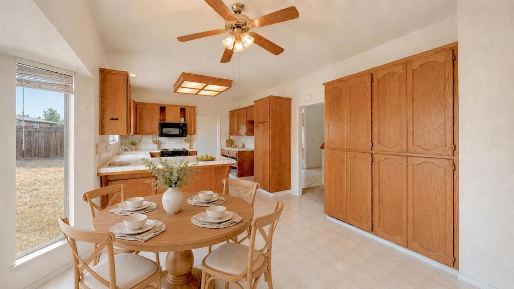 1961 Nikki Ann Way, Turlock, CA 95380