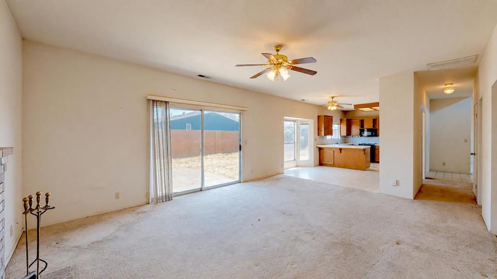 1961 Nikki Ann Way, Turlock, CA 95380