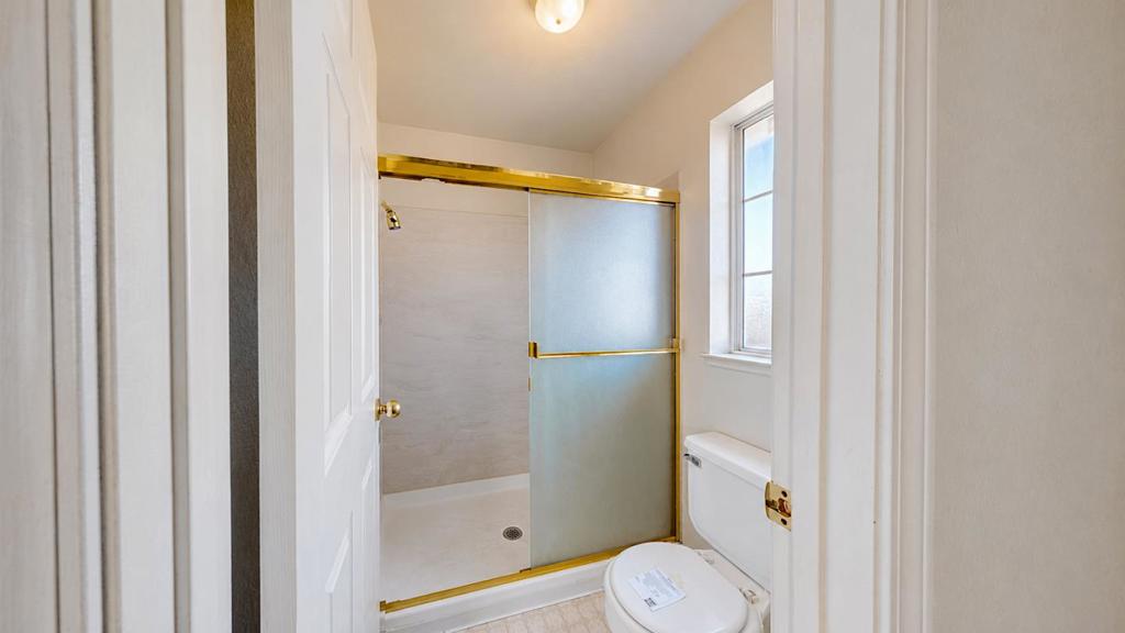 1961 Nikki Ann Way, Turlock, CA 95380