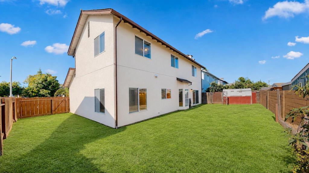 1961 Nikki Ann Way, Turlock, CA 95380