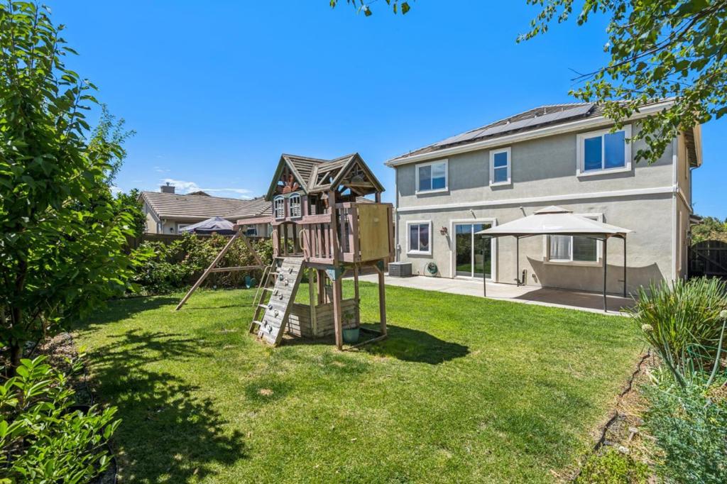 2732 Ancestry St, Manteca, CA 95337