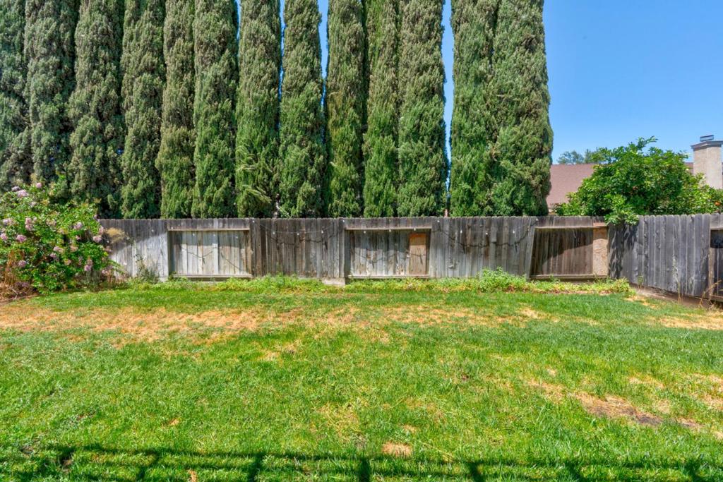 721 Rhine Ct, Los Banos, CA 93635