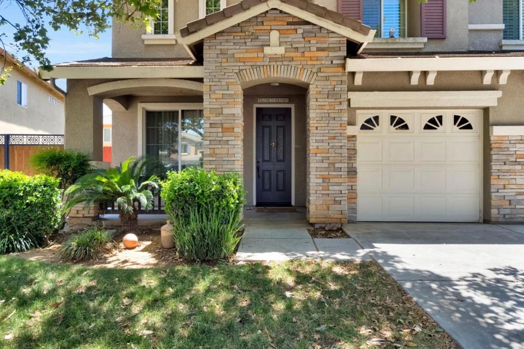 7113 E Garland Ave, Fresno, CA 93737
