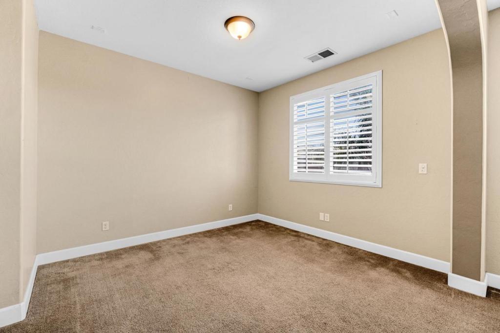 7113 E Garland Ave, Fresno, CA 93737