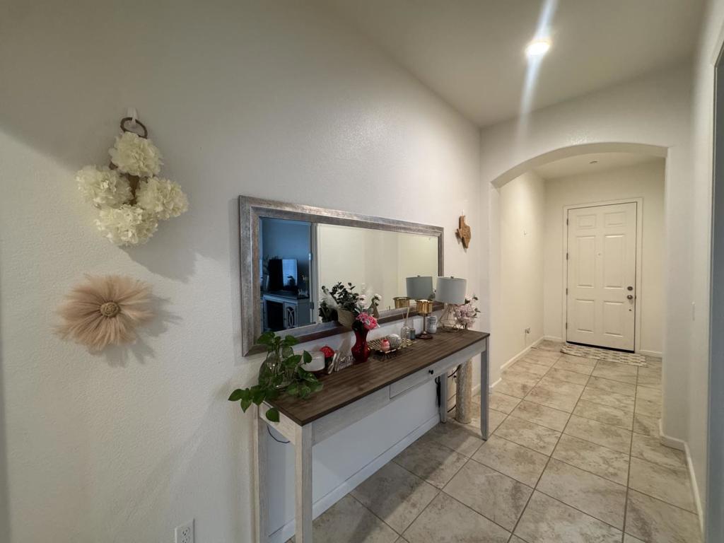 1952 Gus Villalta Dr, Los Banos, CA 93635