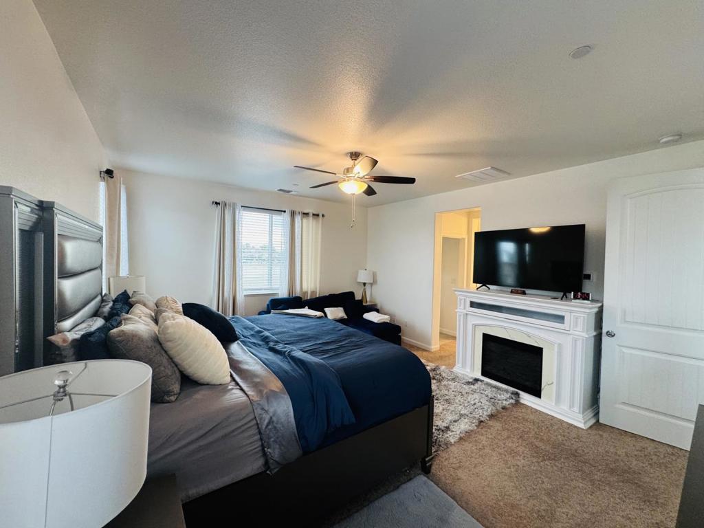 1952 Gus Villalta Dr, Los Banos, CA 93635