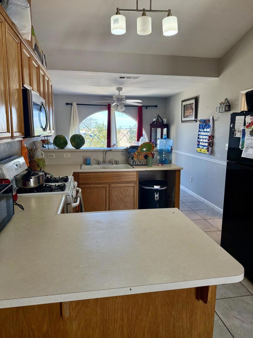 773 Westminster Way, Los Banos, CA 93635