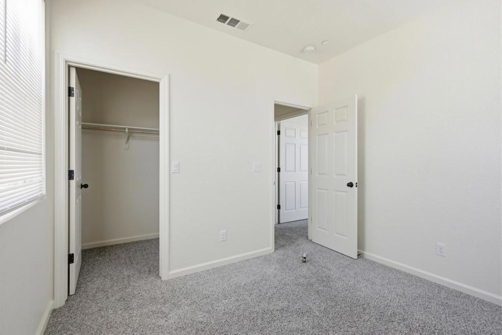 2965 Bannon Ln, Merced, CA 95348