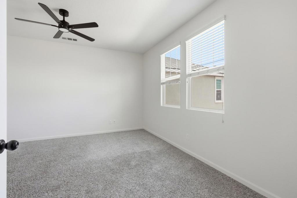 2965 Bannon Ln, Merced, CA 95348