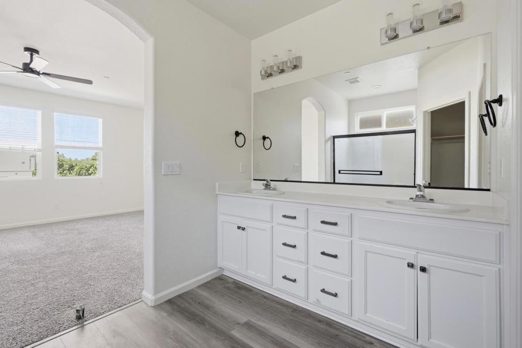 2965 Bannon Ln, Merced, CA 95348