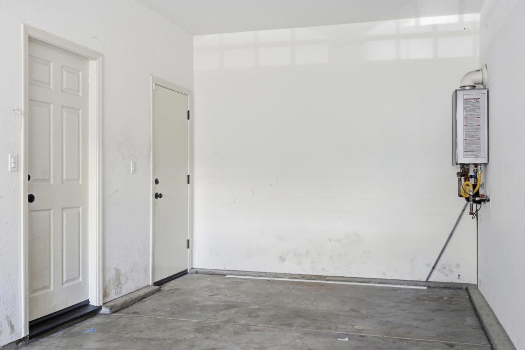 2965 Bannon Ln, Merced, CA 95348